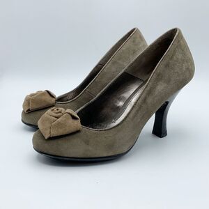 SOFFT Soft Suede Fontenella Rose Vintage‎ Vibe Boho Comfort Pump Sz 7